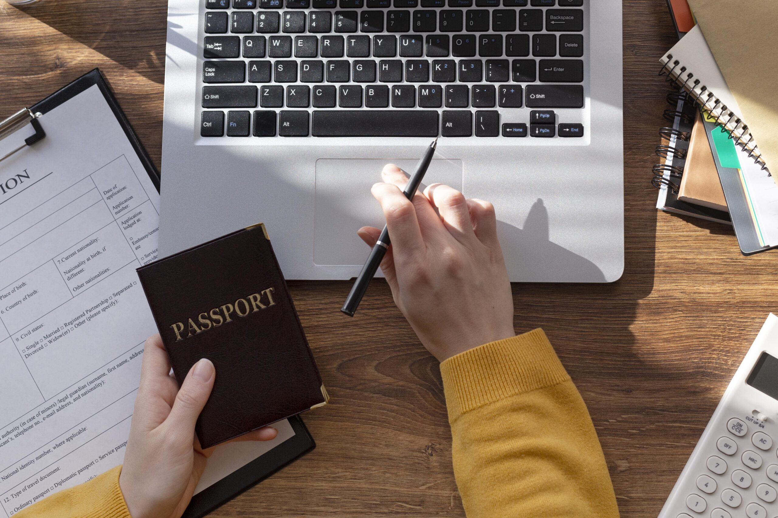 Solicitud online de nacionalidad o visado en Badalona - Sires Consulting